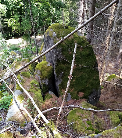 Befestigung Dreieckfelsen